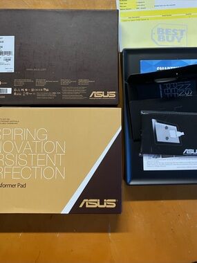 Vintage ASUS Transformer Pad TF300T Tablet - Open Box Complete